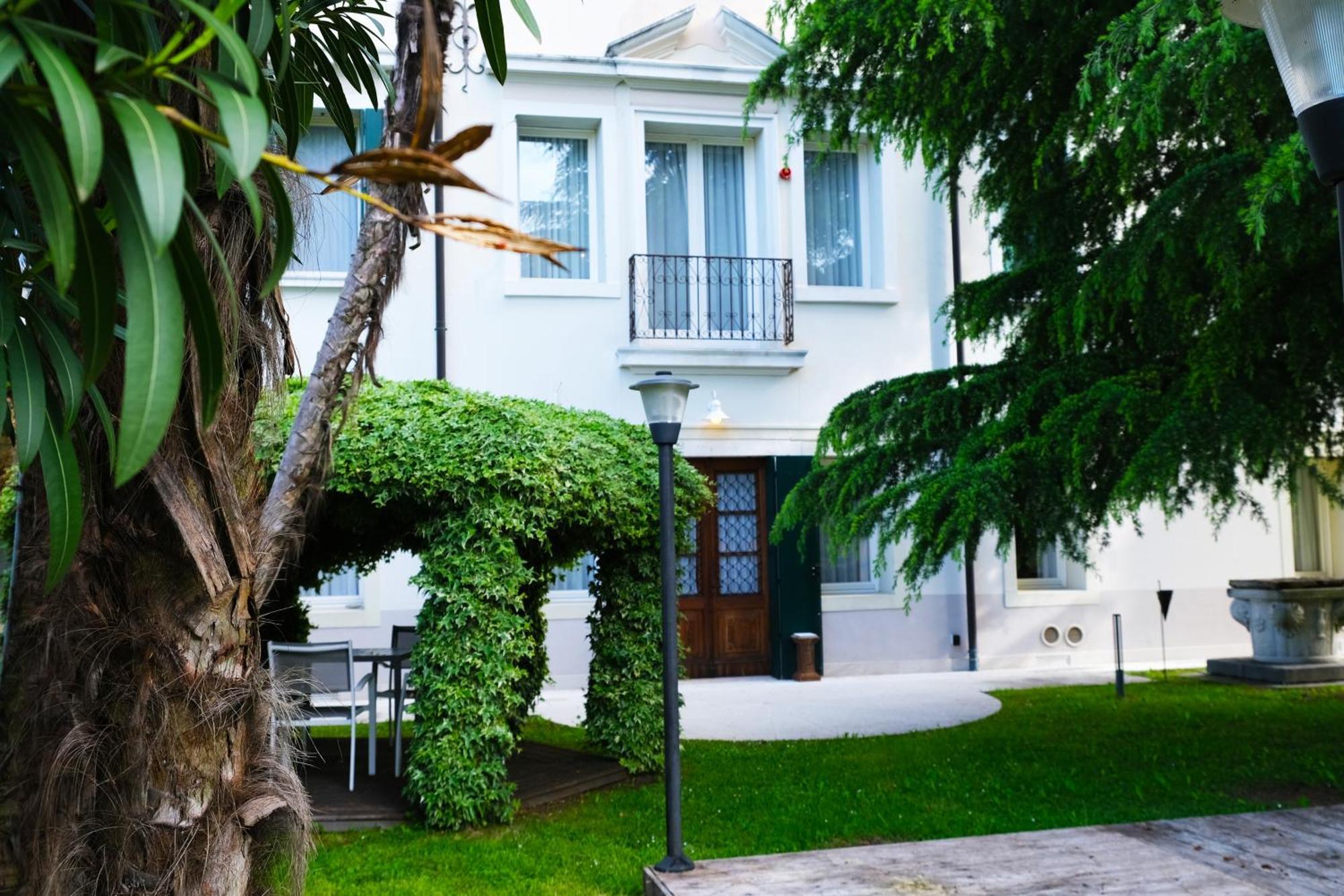 Hotel Villa Ca Damiani Caneva Luaran gambar